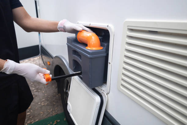 Best Luxury portable toilet rental  in Marion, WI
